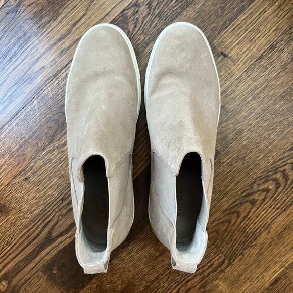 Vince Newlyn Chelsea Suede Sneaker, size 8.5 - Picture 4 of 4